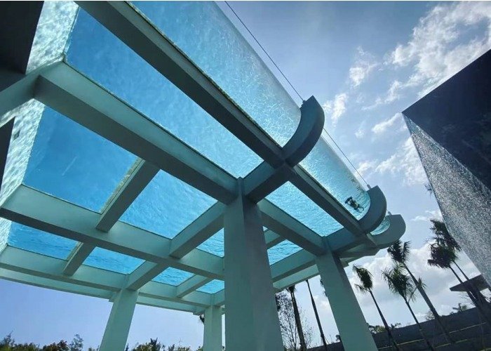 acrylic pool safety