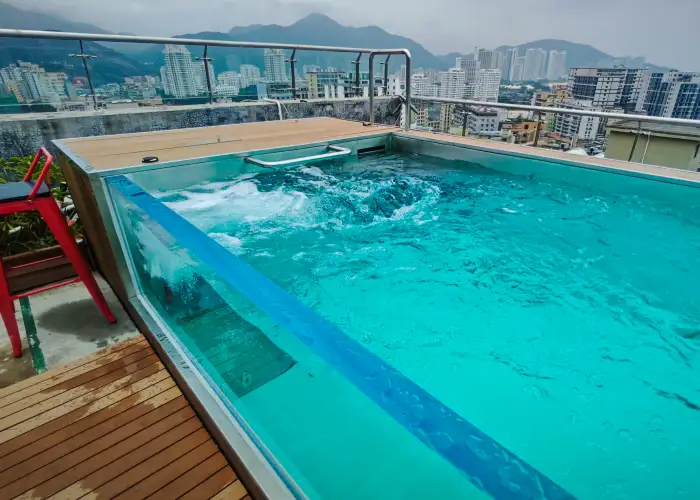 above-ground pool Maintenance