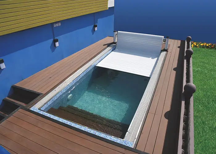 Metal pool covers