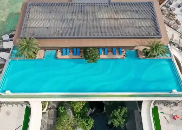 minimalist pool