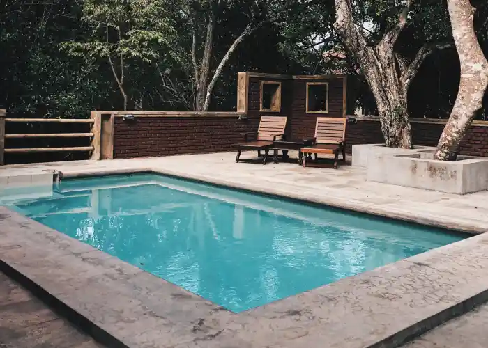 plunge pool
