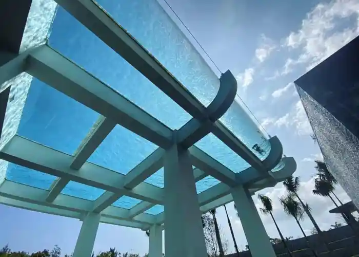 Cost Breakdown: Modern Pool with Glass Walls vs. Traditional Designs
