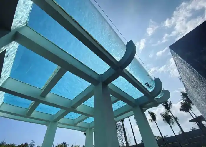 luxury see-through pools