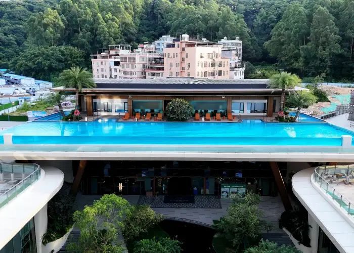 Transparent swimming pools